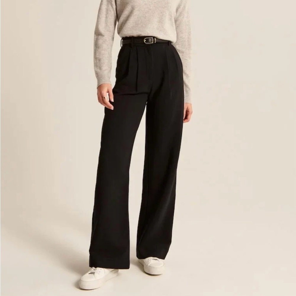 NWT Daisy Grace black wide leg pants
